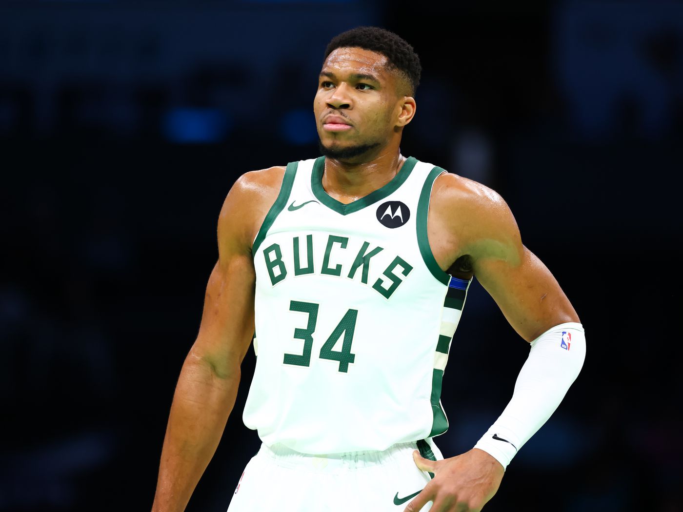 Giannis Antetokounmpo injury update ahead of Rockets