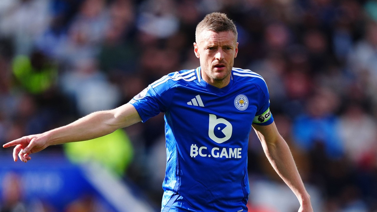 BREAKING: Jamie Vardy speaks following Leicester City announcement